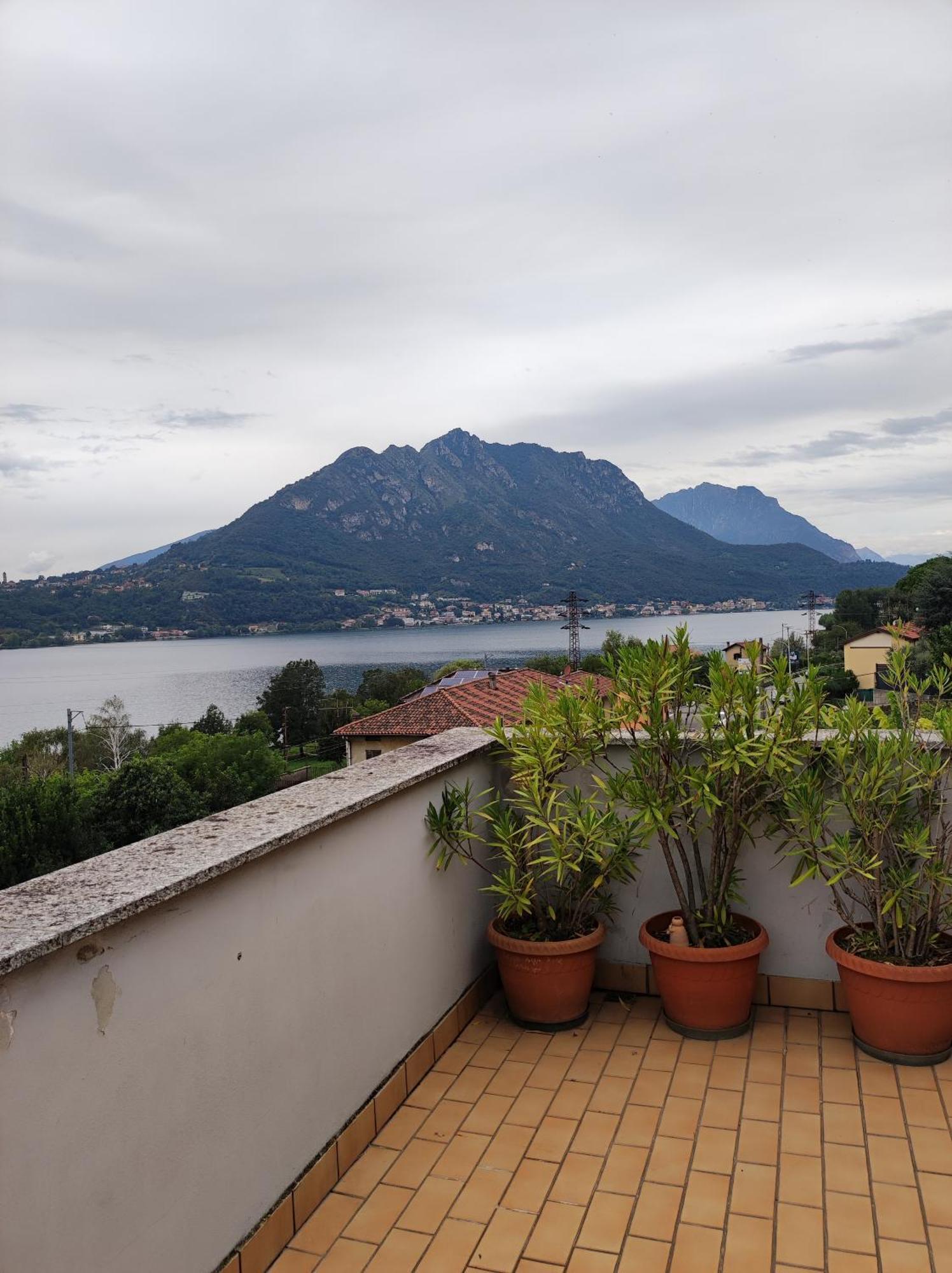 Terrazzo Sul Lago Lecco Buitenkant foto
