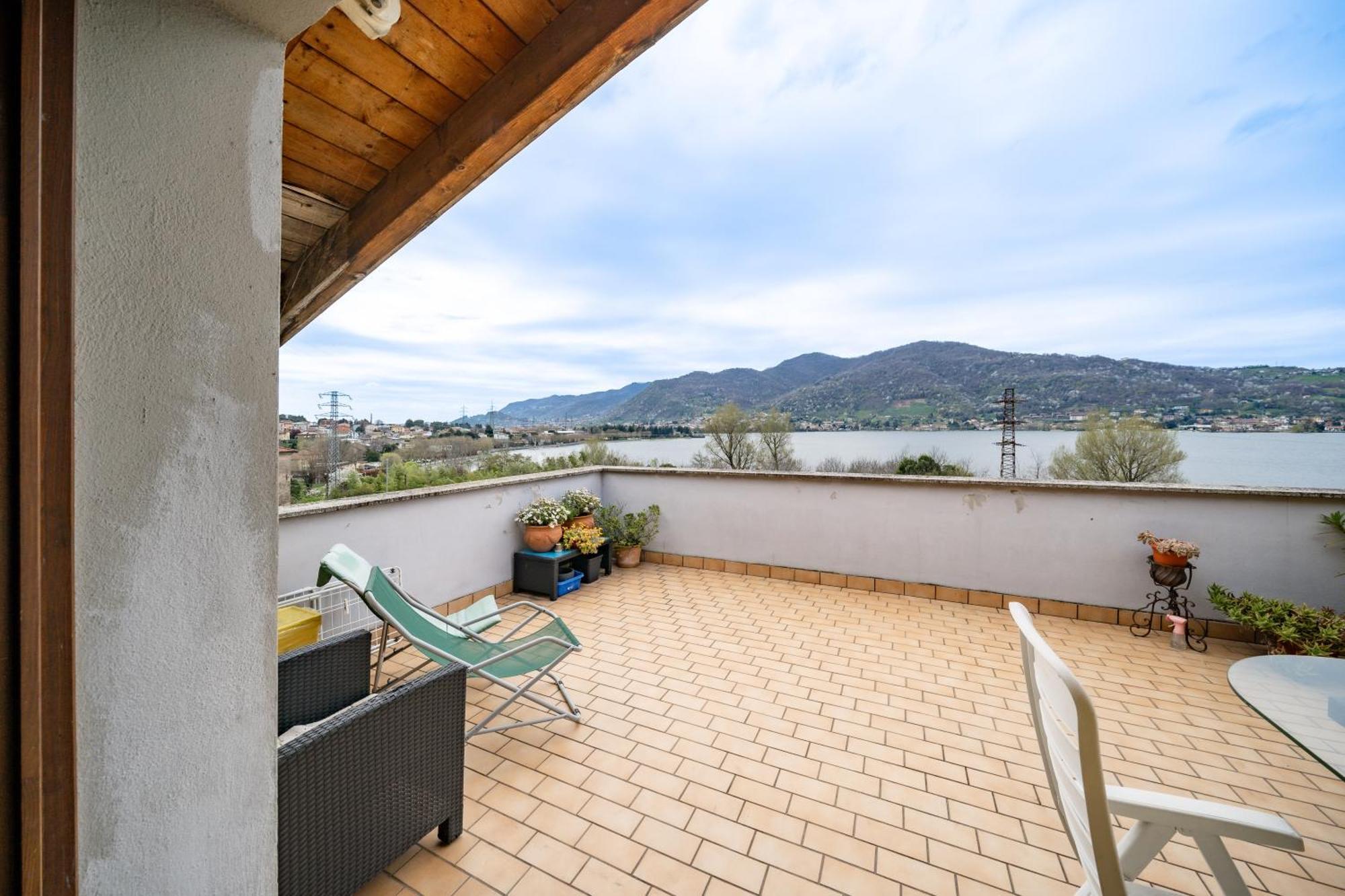Terrazzo Sul Lago Lecco Buitenkant foto